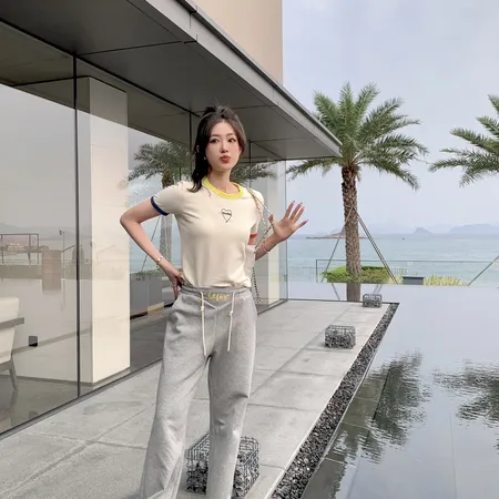 セリーヌ カジュアルパンツ