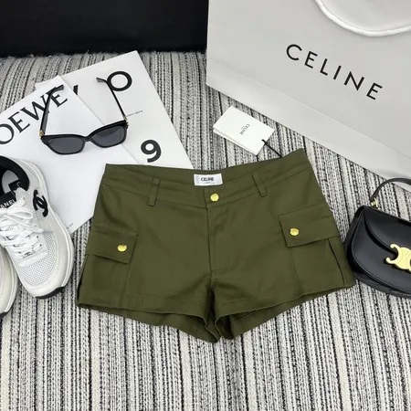 セリーヌ ショートパンツ
