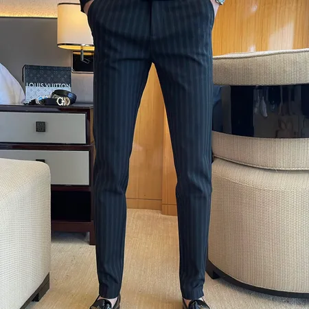 アルマーニ カジュアルパンツ