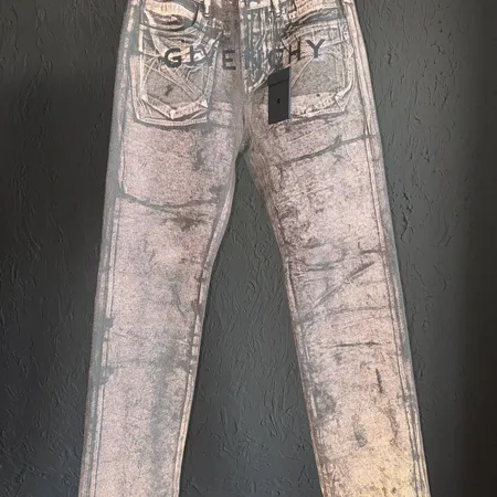 ジバンシィ ジーンズ