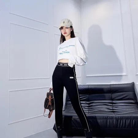 ミュウミュウ トレーニングパンツ