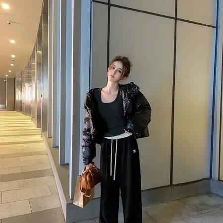 セリーヌ カジュアルパンツ