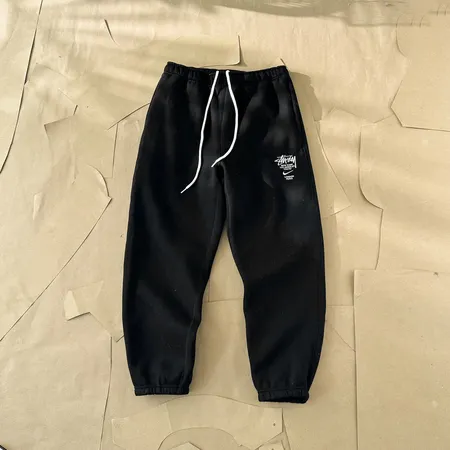 ナイキ カジュアルパンツ