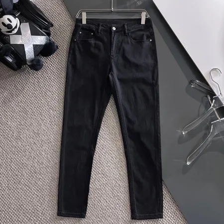 フェラガモ ジーンズ