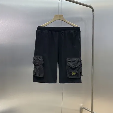 ストーンアイランド ショートパンツ