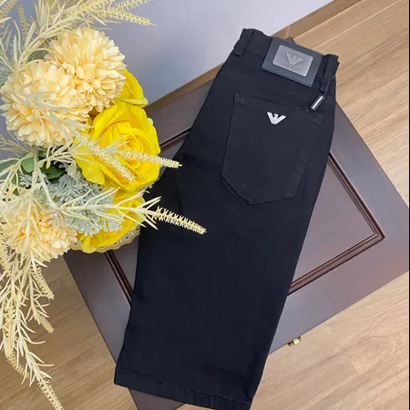 アルマーニ ショートパンツ