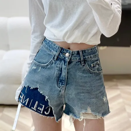 セリーヌ ショートパンツ