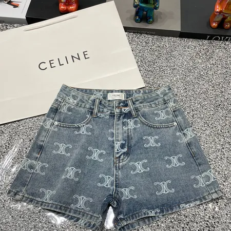 セリーヌ ショートパンツ