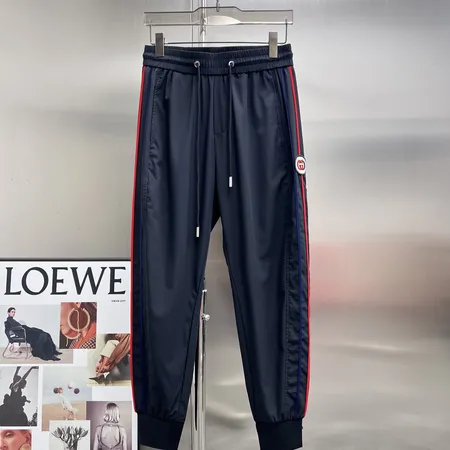 グッチ カジュアルパンツ