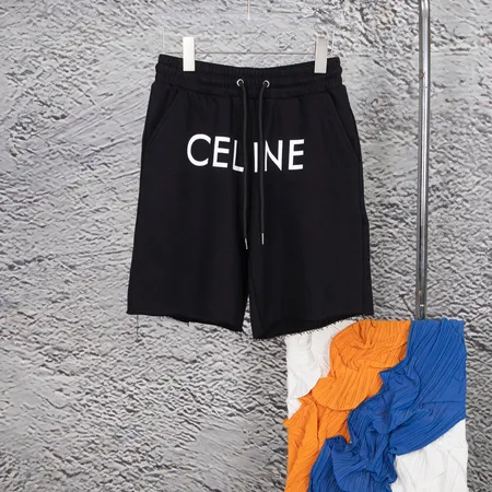 セリーヌ ショートパンツ