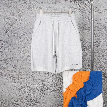 セリーヌ ショートパンツ