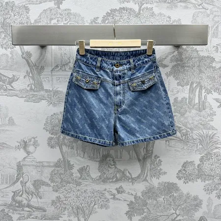 ミュウミュウ ショートパンツ