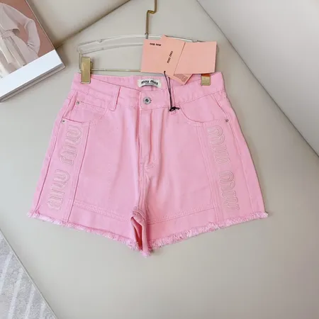 ミュウミュウ ショートパンツ