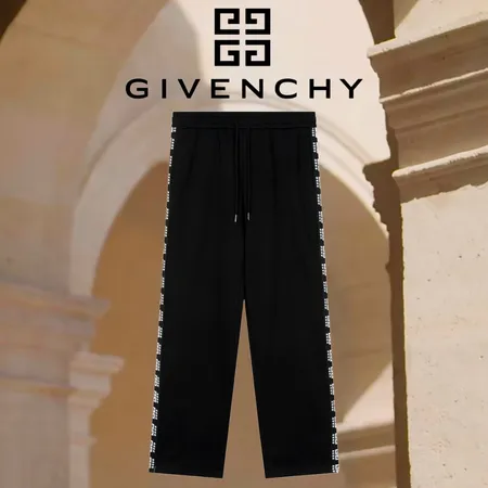 ジバンシィ トレーニングパンツ