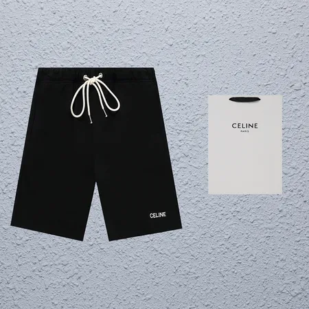 セリーヌ ショートパンツ