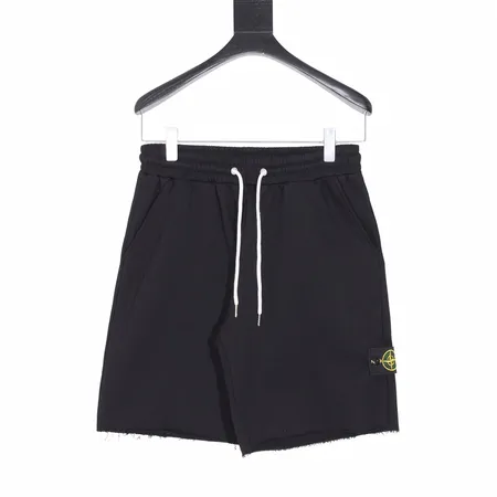 ストーンアイランド ショートパンツ