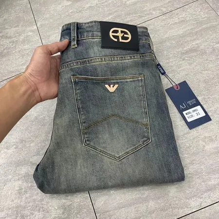 アルマーニ ジーンズ