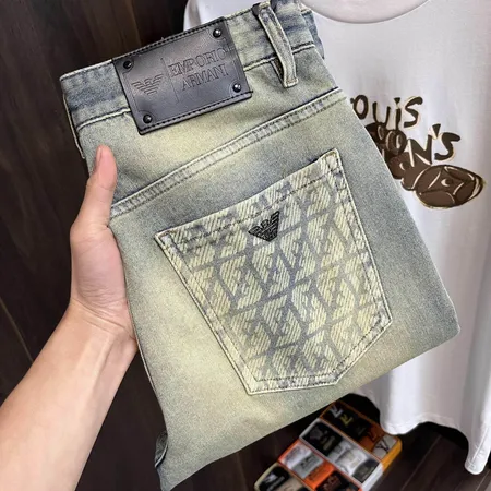 アルマーニ ジーンズ