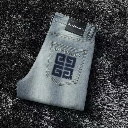 ジバンシィ ジーンズ