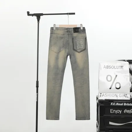 ジバンシィ ジーンズ