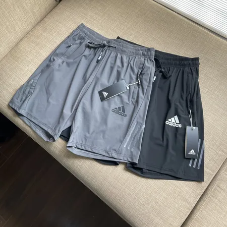 アディダス ショートパンツ
