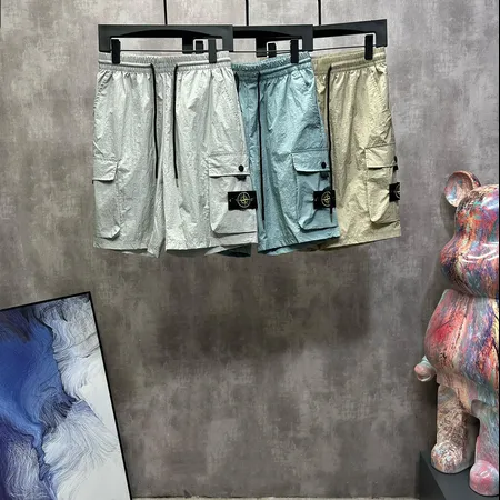 ストーンアイランド ショートパンツ