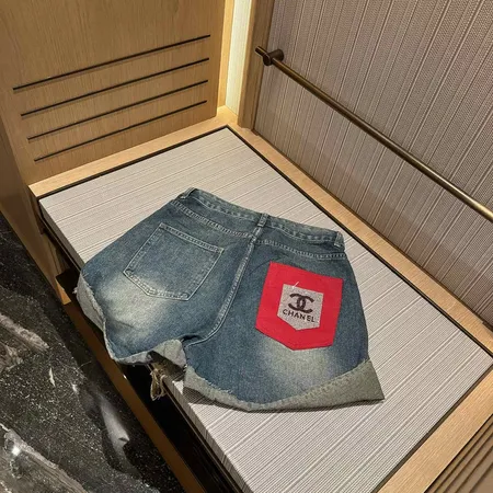 シャネル ショートパンツ