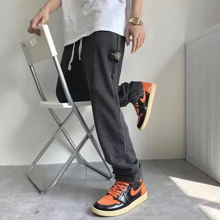 フェラガモ ジーンズ