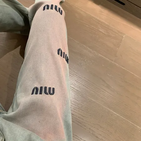 ミュウミュウ ジーンズ