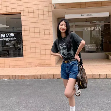 セリーヌ ショートパンツ