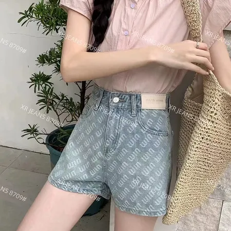 ミュウミュウ ショートパンツ