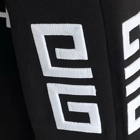 ジバンシィ カジュアルパンツ