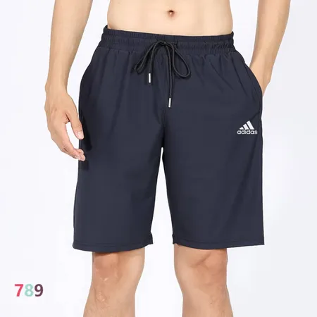 アディダス ショートパンツ