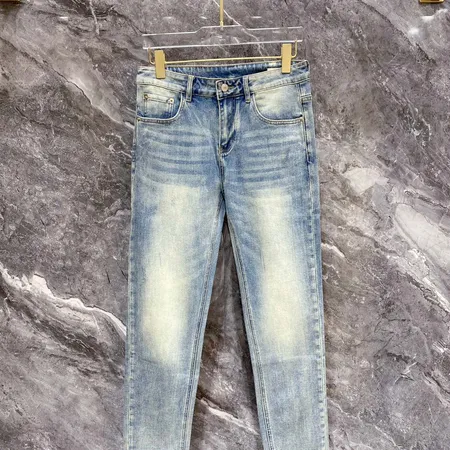 フェラガモ ジーンズ