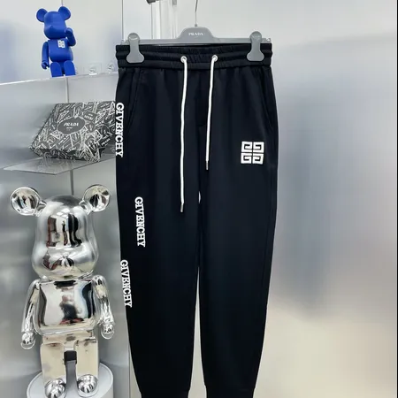 ジバンシィ カジュアルパンツ