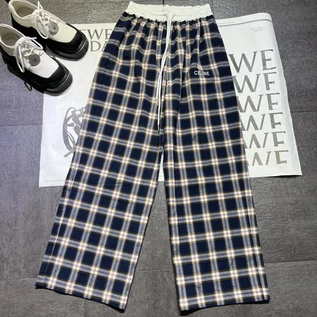 セリーヌ カジュアルパンツ