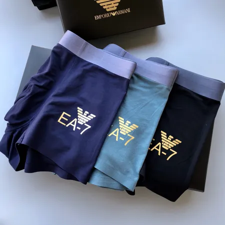 ヴァレンティノ パンツ