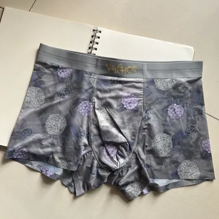 ヴェルサーチ パンツ