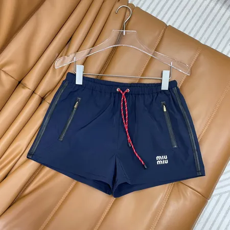 ミュウミュウ ショートパンツ