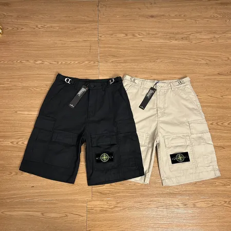 ストーンアイランド ショートパンツ