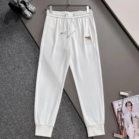 ジバンシィ カジュアルパンツ