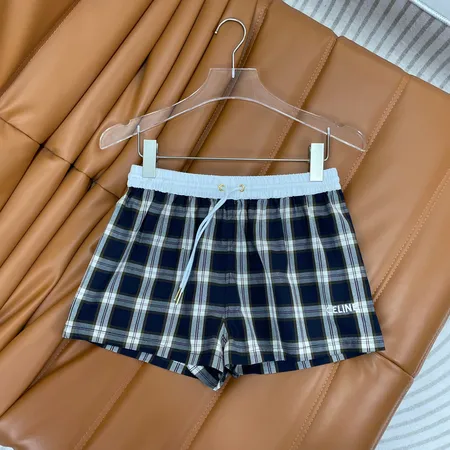 セリーヌ ショートパンツ