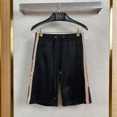 グッチ ショートパンツ