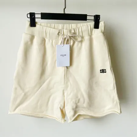 セリーヌ ショートパンツ