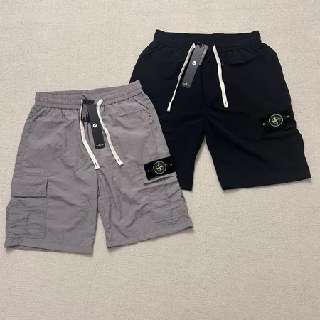 ストーンアイランド ショートパンツ