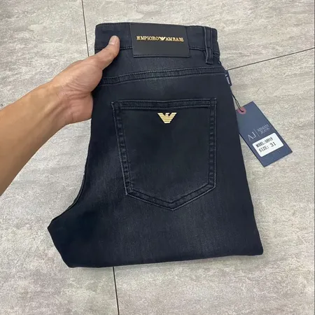 アルマーニ ジーンズ