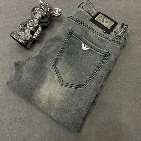 アルマーニ ジーンズ