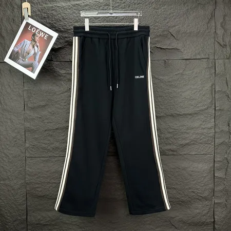 セリーヌ カジュアルパンツ