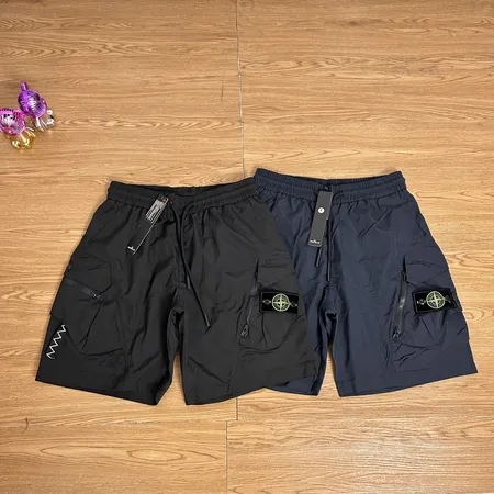 ストーンアイランド ショートパンツ