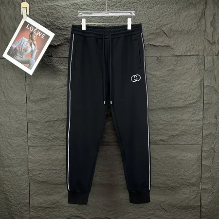 グッチ トレーニングパンツ